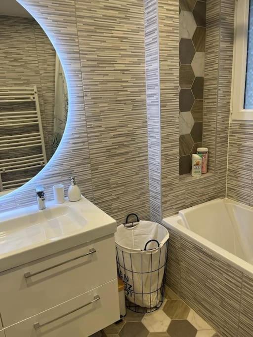 Appartement Cosy 6 Pers Noisy-le-Sec Buitenkant foto